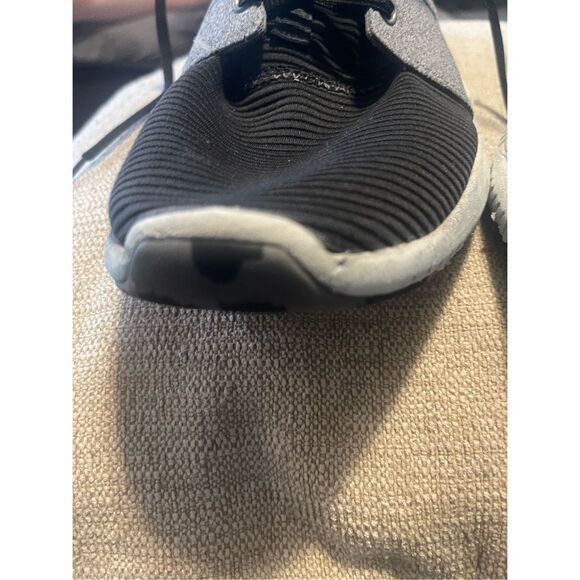 Reebok Mens Black Gray Hydrorush Cross Running Shoes Sneakers Size 9.5 - Picture 8 of 10